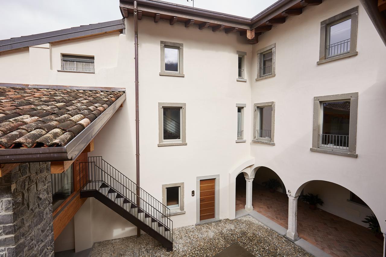 Palazzo Eleonora Bed & Breakfast Monasterolo del Castello Exterior photo