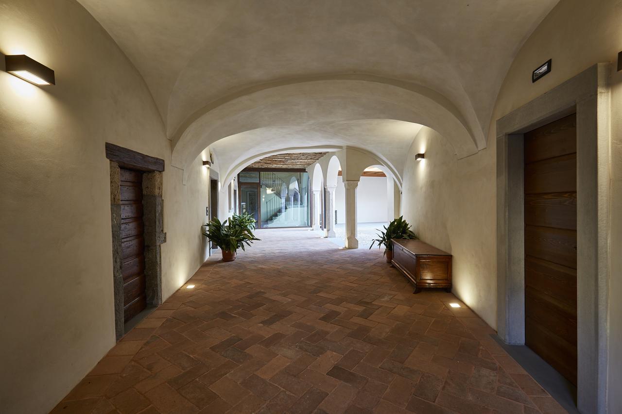 Palazzo Eleonora Bed & Breakfast Monasterolo del Castello Exterior photo